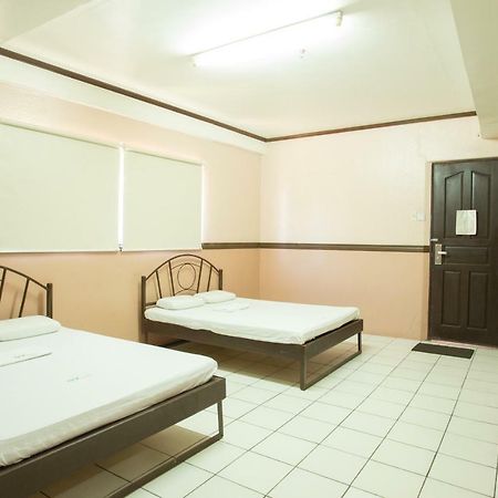 Gv Hotel - Masbate Masbate City Экстерьер фото