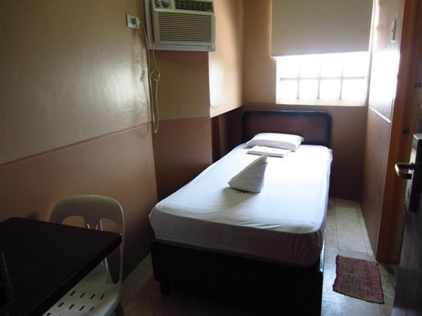 Gv Hotel - Masbate Masbate City Экстерьер фото