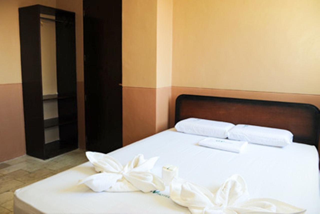 Gv Hotel - Masbate Masbate City Экстерьер фото