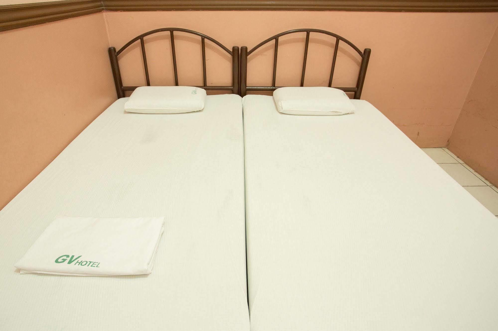 Gv Hotel - Masbate Masbate City Экстерьер фото