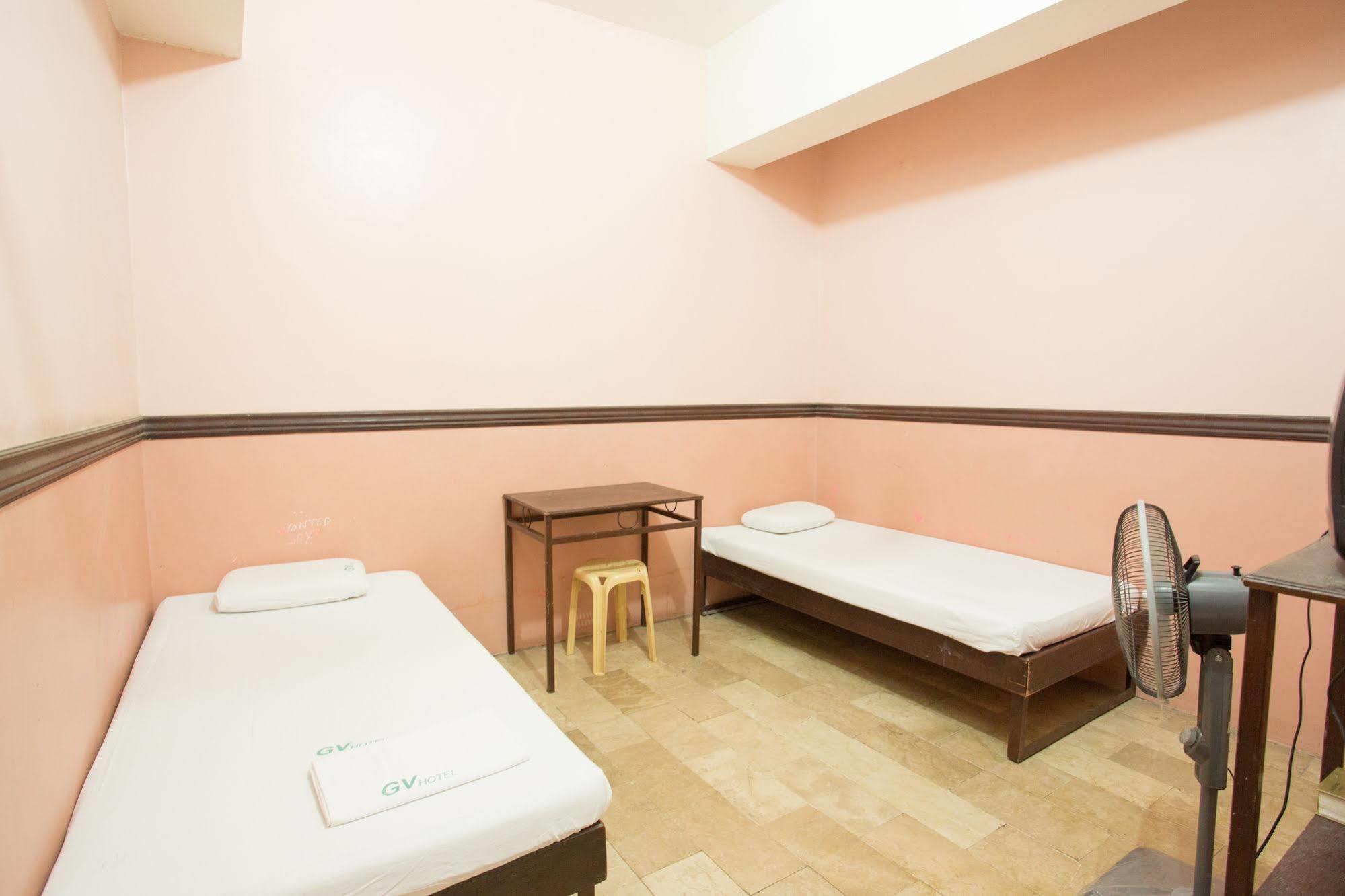 Gv Hotel - Masbate Masbate City Экстерьер фото