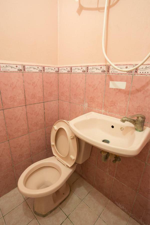 Gv Hotel - Masbate Masbate City Экстерьер фото