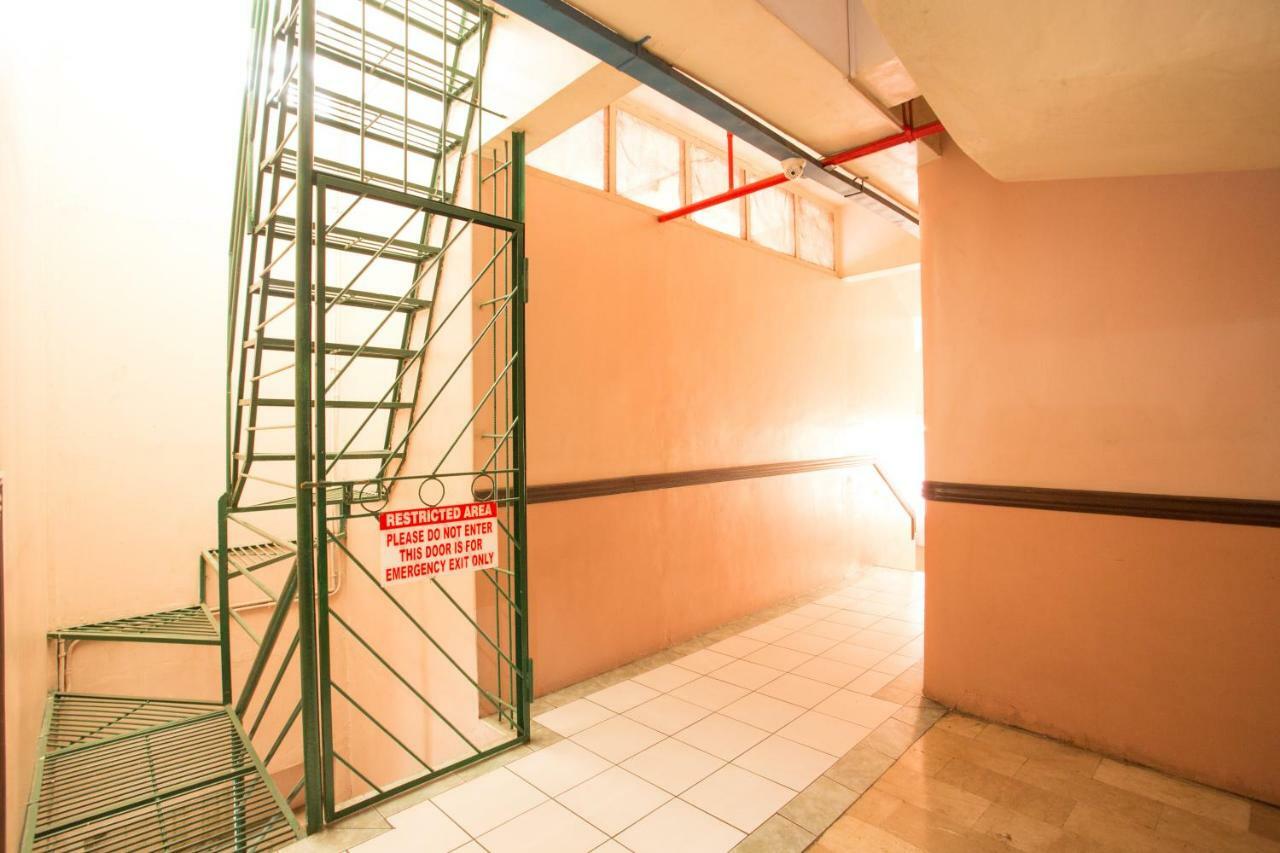 Gv Hotel - Masbate Masbate City Экстерьер фото