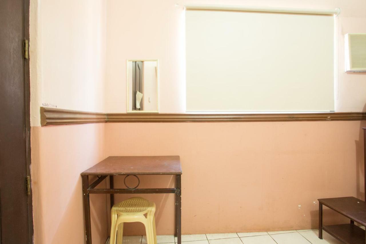 Gv Hotel - Masbate Masbate City Экстерьер фото