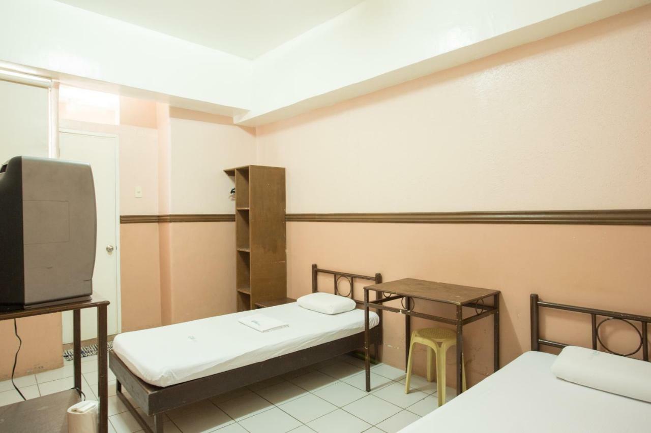 Gv Hotel - Masbate Masbate City Экстерьер фото
