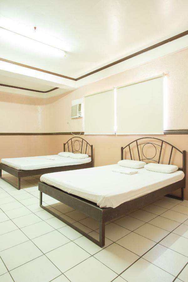 Gv Hotel - Masbate Masbate City Экстерьер фото